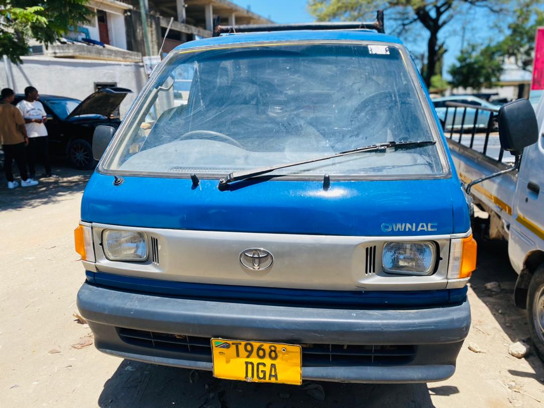 Eng_Matarra's tweet image. TOYOTA TOWNACE 🔥🔥

REG: #DGA

CC. 1490
ENGINE- 5AK
MANUAL GEAR 
CARBURETTOR 
GEARBOX SAFI ✅️
FULL DOCUMENTS 

BEI - MIL 11.5 TU

IPO DAR 

CALL - 0719542184