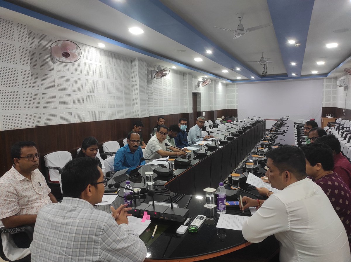 DeoGomati22's tweet photo. Meeting held on 15.05.25 with the Gomati District Monitoring Committee on Accessible Election(DMCAE) for accessible and inclusive electoral process with regard to all Persons with Disabilities.
@ceotripura 
@ECISVEEP https://t.co/X6WBUJlCYp
