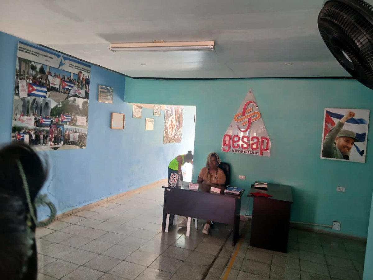 Con el trabajo del consejo de dirección y todos los trabajadores de #GESAP quedaron  embellecidas nuestras oficinas y locales.
#HonorHolguinero por un 26 en el 25