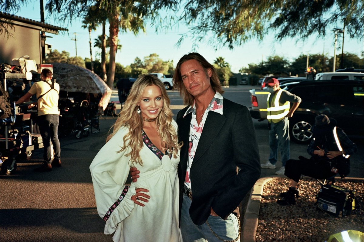 Tara Holt tweet media