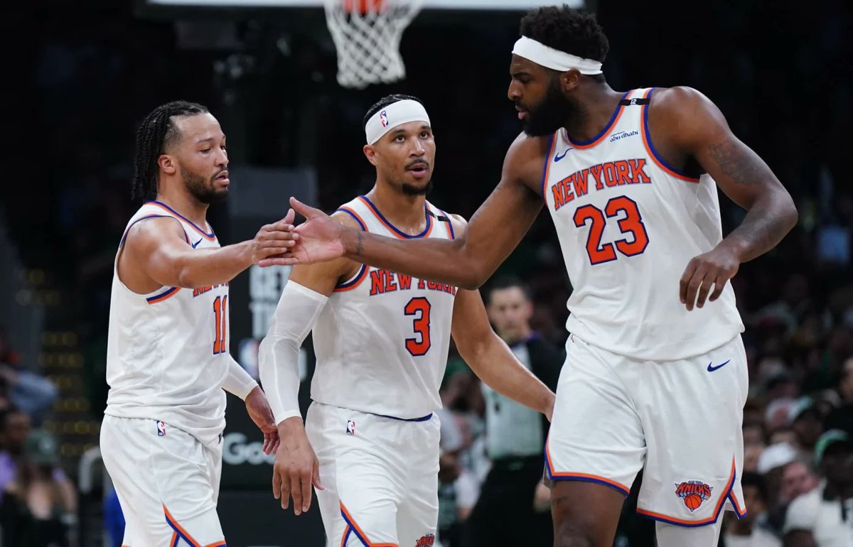 RockingEnt53673's tweet photo. SEE IT: Fans, basketball world react to Knicks advancing to Eastern Conference Finals.
Knicks Show More : https://t.co/vGtWb8uArE

#Trending
#KnicksTape
#Knicks https://t.co/S1eSeQgCiq