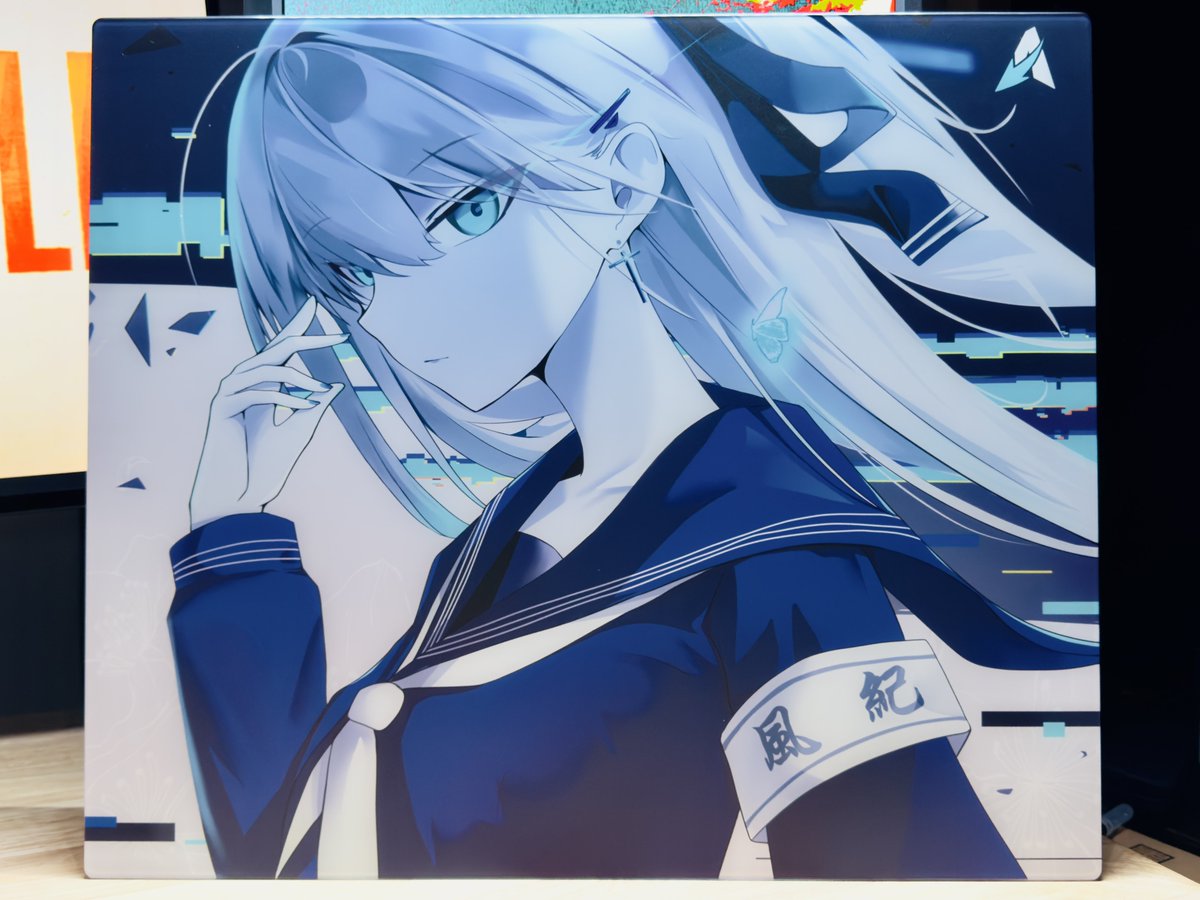 Avus Gear First Edition UWI うい 風紀委員の限定アートが描かれたガラスマウスパッド「Avus Gear First