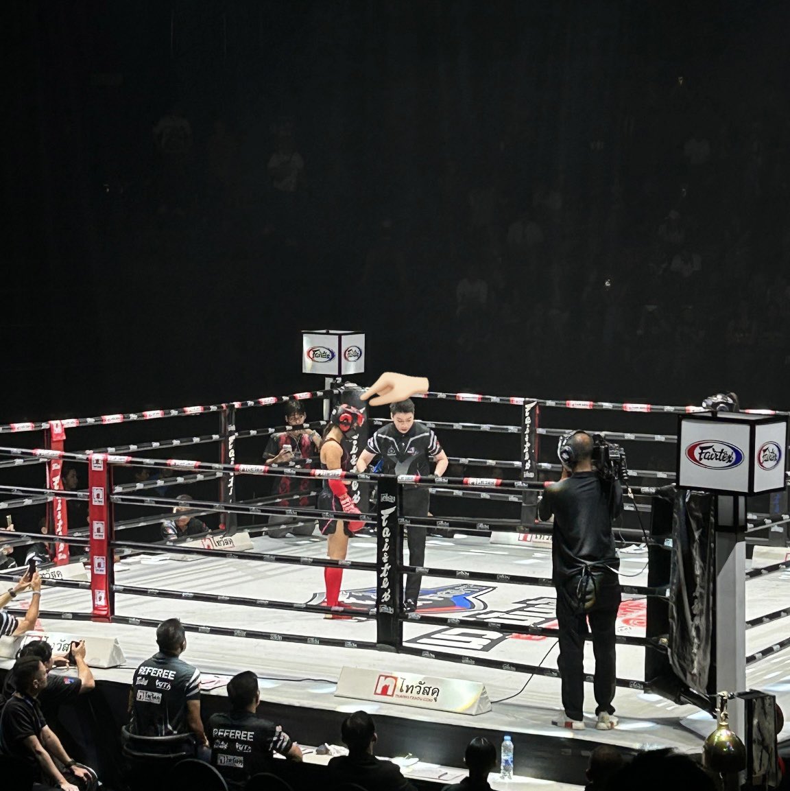 BabyDiamond_YG's tweet photo. เก่งที่สุด ใครจะเก่งได้เท่านวยอีก🥊
#MILLI #TEAMอำนวยจิต @millimdk
#MILLITOTHERING #FairtexFight https://t.co/GrtVVoVJ2H