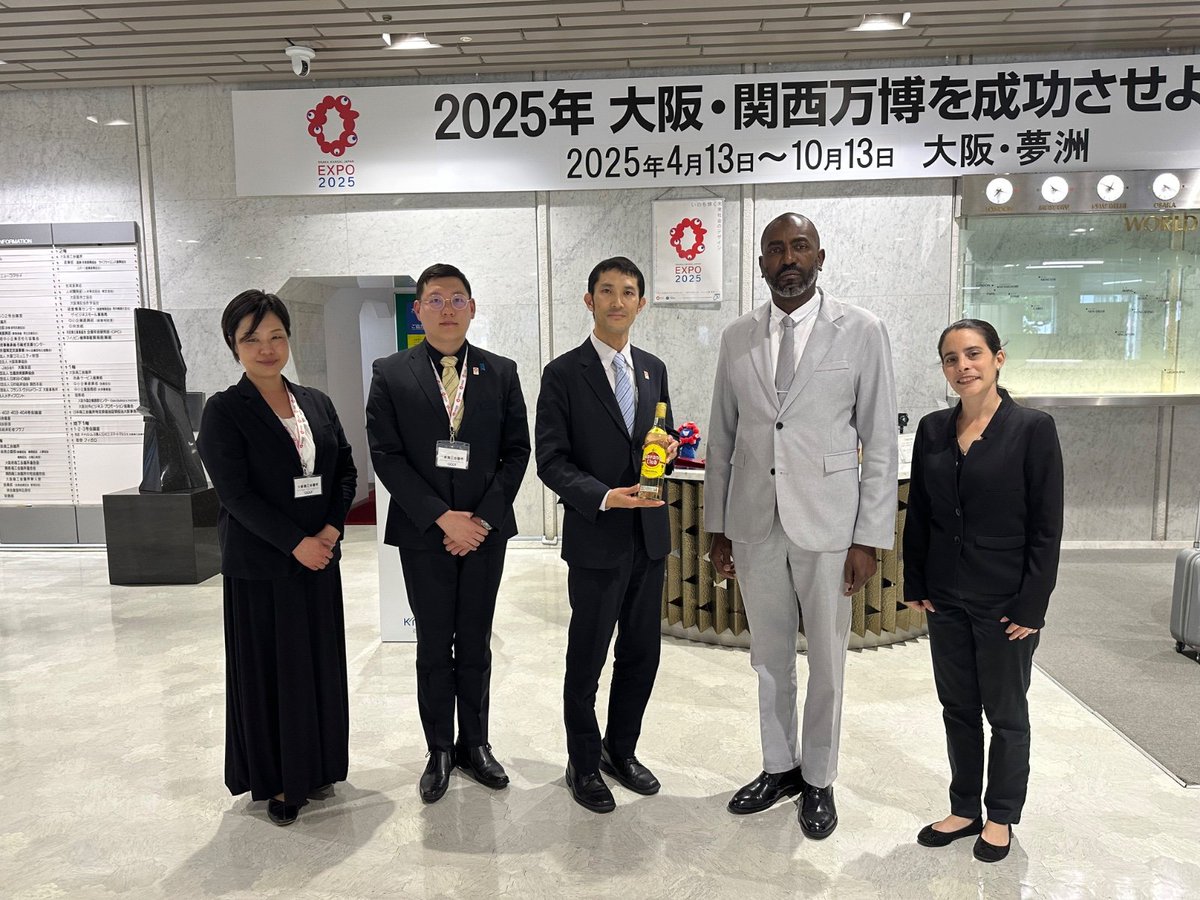 Strengthening Cuba-Japan Business Ties! Commercial advisor of <a href="/embacubajapon/">Embajada de Cuba en Japón/ 駐日キューバ共和国大使館</a>, and the Director of Cuba’s Pavilion, met with representatives of the Osaka Chamber of Commerce and Industry (CCIO), Their discussed collaboration in trade, biotechnology, and tourism.  <a href="/expo2025_japan/">Expo2025 大阪・関西万博</a>