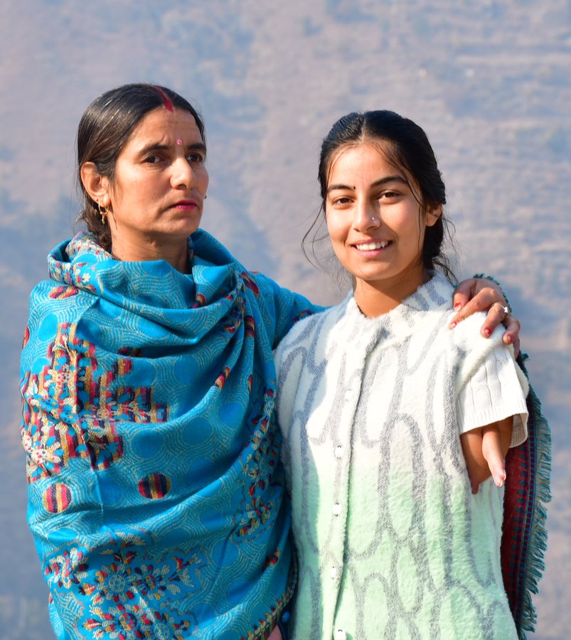 In your arms is my happy place, Mumma ❤️