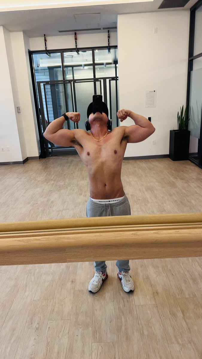 Adobo Stud tweet media