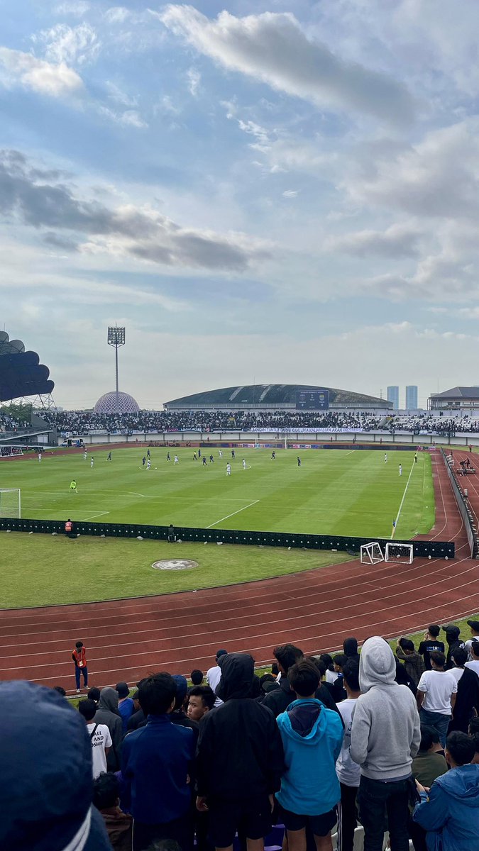 touched down like a boss 🏴󠁧󠁢󠁳󠁣󠁴󠁿🚩🏴