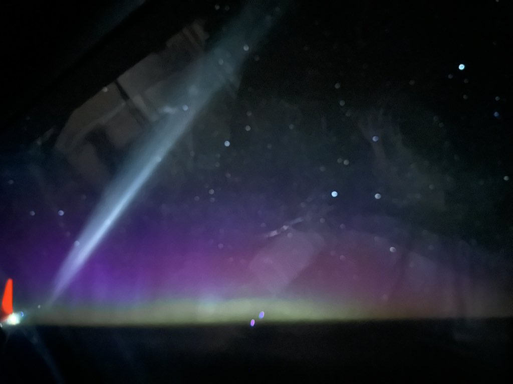 SocalOD's tweet photo. @RoadSageLA @KTLA some amazing northern lights tonight over northern Nevada. Beem of light was amazing!!! https://t.co/tD9hQIWMJo