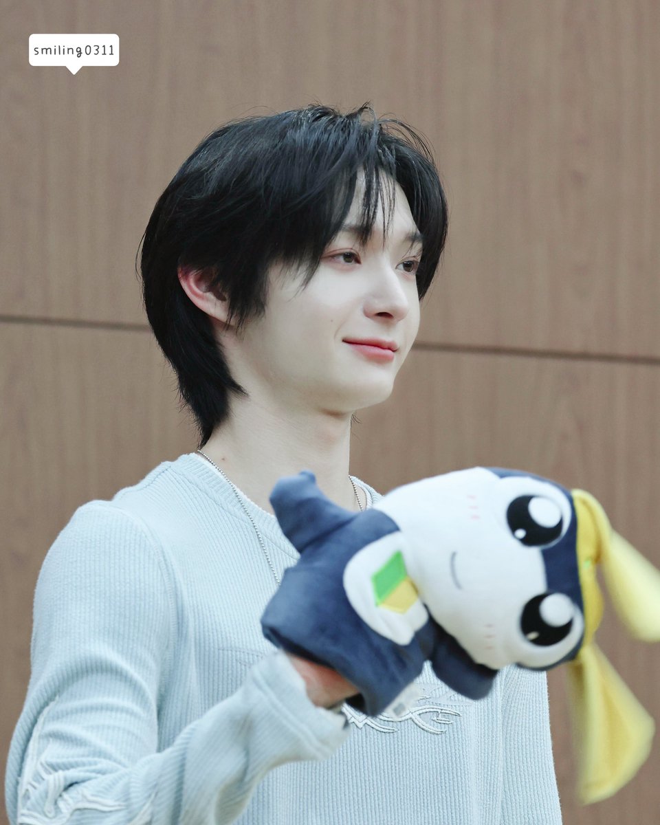 ‧₊˚✧ ॱᯅॱ ✧˚₊‧ tweet media