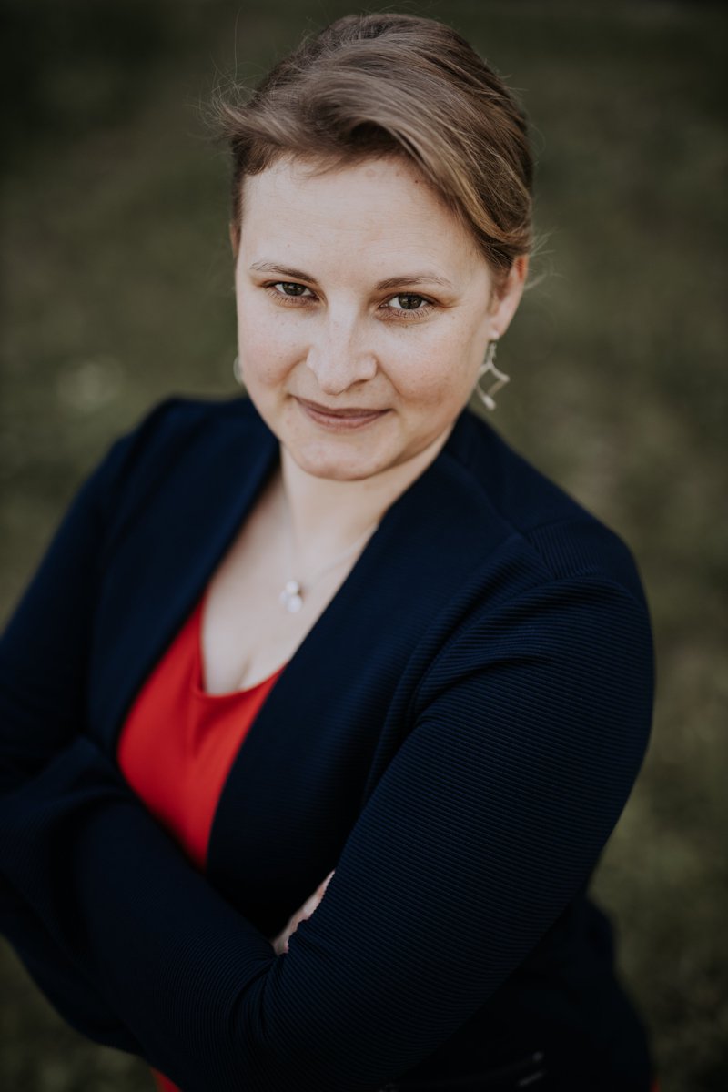 SdK - Die Anlegergemeinschaft (@die_sdk) on Twitter photo Auf der HV von #HugoBoss setzte sich unsere HV-Sprecherin <a href="/CarolaRinker/">Dr. Carola Rinker</a> mit Nachdruck für die Interessen der Aktionäre ein. In der Generaldebatte konfrontierte sie den Vorstand und forderte eine öffentliche Entschuldigung für die Tango-Affäre 🕺
Noch nichts davon gehört, hier Auf der HV von #HugoBoss setzte sich unsere HV-Sprecherin <a href="/CarolaRinker/">Dr. Carola Rinker</a> mit Nachdruck für die Interessen der Aktionäre ein. In der Generaldebatte konfrontierte sie den Vorstand und forderte eine öffentliche Entschuldigung für die Tango-Affäre 🕺
Noch nichts davon gehört, hier