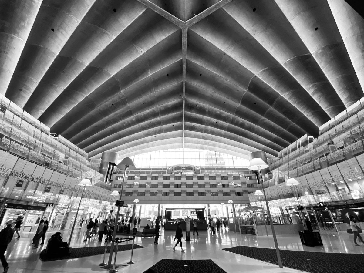 BusesOnthe's tweet photo. Some French Breton Brut 🇫🇷 @new_brutalism CNIT La Defense, Tour Montparnasse, Auditorium Lyon, Tour des Archives Rouen @C20Society https://t.co/Gnp31SACdl