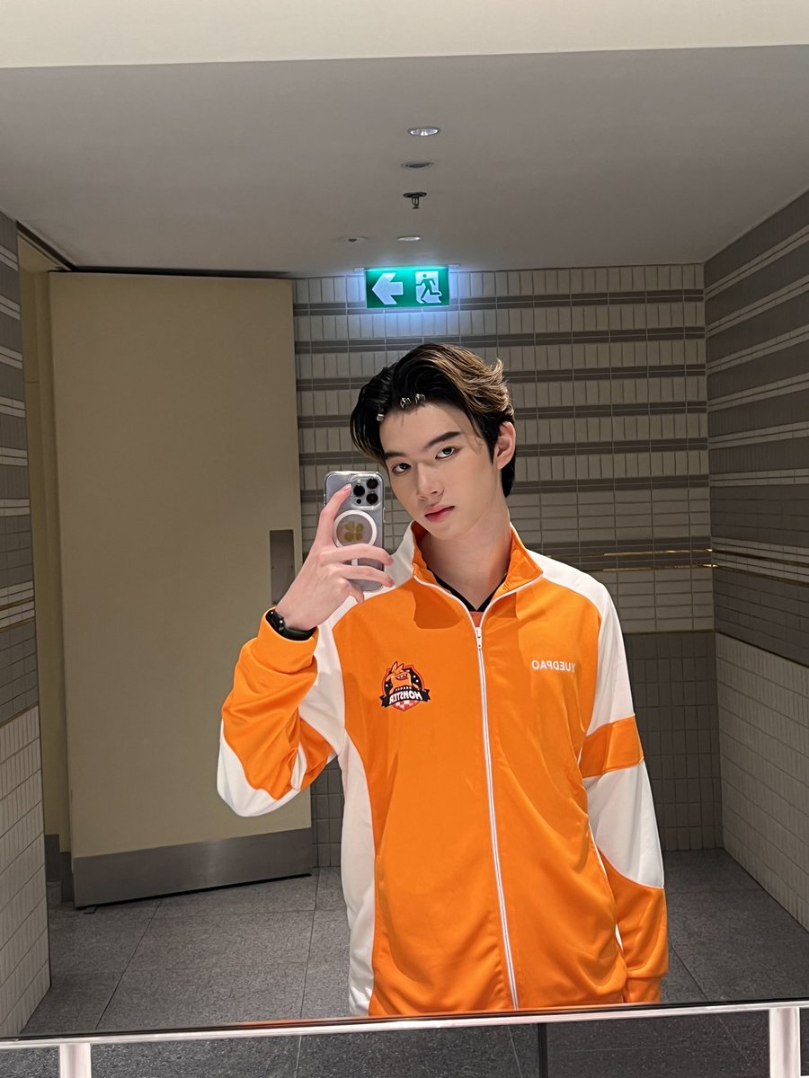 #OLYMPOPDAY 🧡🦁