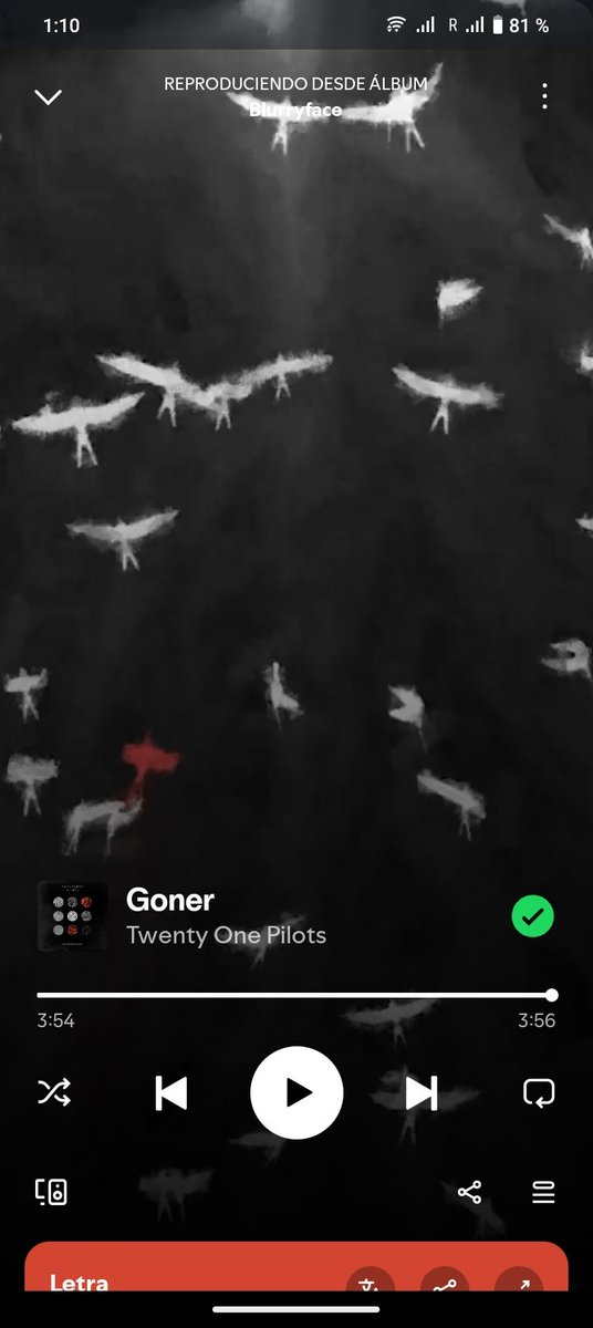 Ass4ss1nsC's tweet photo. Me volví a escuchar todo el album como por tercera vez consecutiva 
Jueputa que álbum tan hermoso ❤️🖤
#blurryface #bfx https://t.co/98zsK36fez