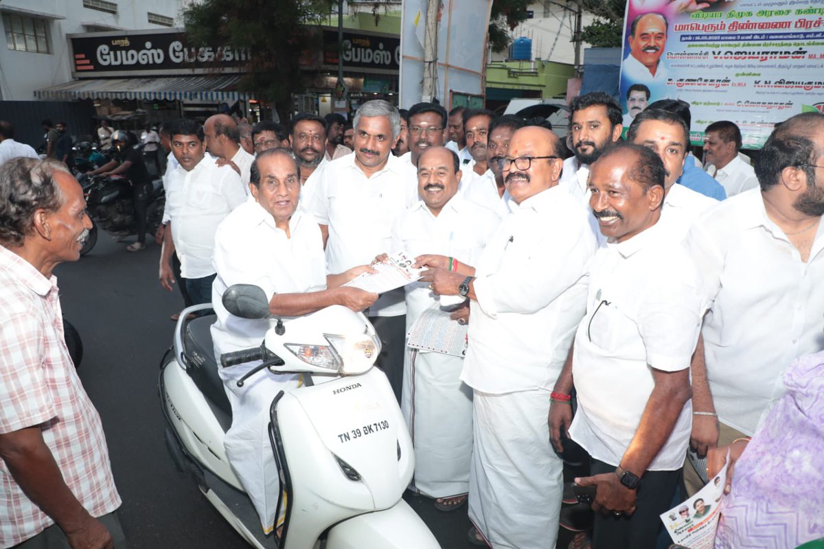 GunasekaranMLA's tweet photo. திண்ணை பிரச்சாரம். 

#AIADMKFor2026 https://t.co/HWDGkcak3U