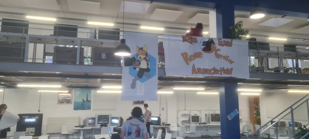 rose_griffon's tweet photo. Venez nous voir à partir de 9h dans le bâtiment KB2, notre stand Epitanime est enfin prêt 🔥 https://t.co/MwL4Ndbrrv