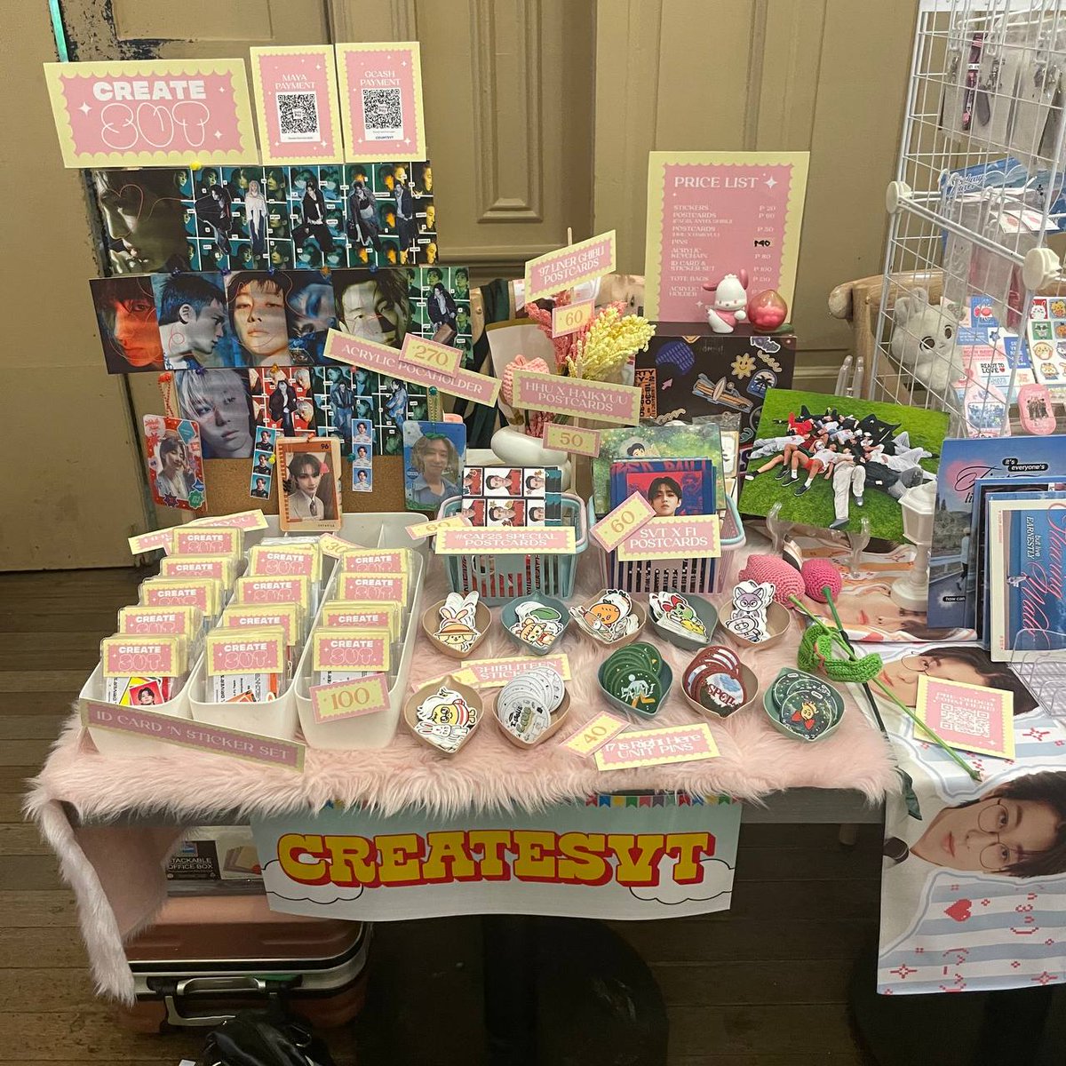 COUNTSVT's tweet photo. Catch CREATESVT in #CaratArtFest2025 🎇🎪

Don't miss the chance to grab your @CREATESVT Merch today!  ࣪𖤐⋆

Drop by our booth today and have a fun-filled day at Mabuhay Teahouse! 🩷🩵 https://t.co/sY3yttBwZa