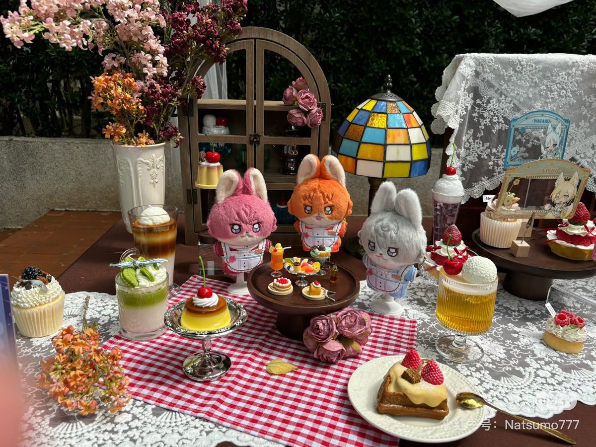 yuyuyu110924's tweet photo. ✨VIPオフライン情報✨

今年発表する予定新品　Part・2📢

実物展示🎉

＃あんスタ
＃あんさんぶるスターズ
＃enstars
＃앙스타장터
＃อันสึตะ https://t.co/ZdVuxoD9oG