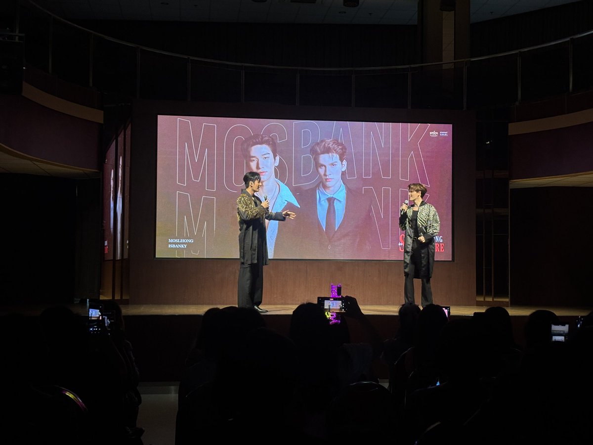 งานเริ่มแล้ววว 

#MosBank
#MosBankinSingapore
#MosBankFMinSingapore