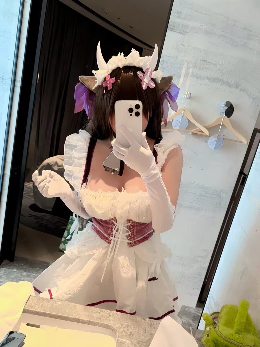 #武汉
二次元做好coser 童颜巨乳 本人看着更幼态
TG：https://t.co/ug3hDZoOdN https://t.co/Vd1oO4wnzK