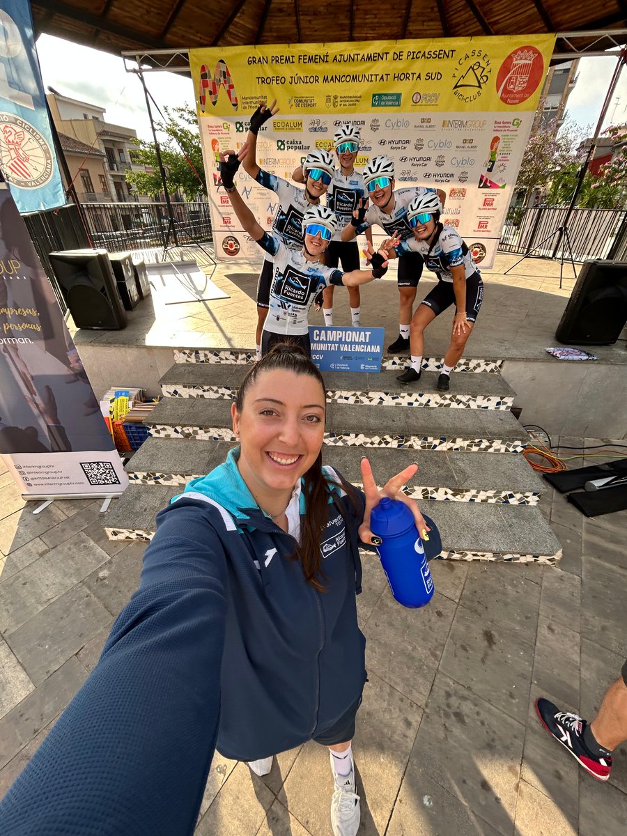 Valverde_Team's tweet photo. 👋🏻 Sábado de autonómico en la Comunidad Valenciana para nuestro equipo femenino. Las ciclistas de @MelisaGomiz compiten en Picassent buscando emular a su compañero Izan Monroig en categoría masculina. https://t.co/qjZAP0s4oI