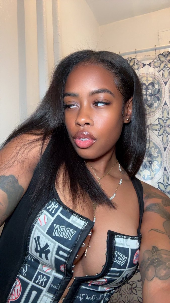 His prettiest problem 😬