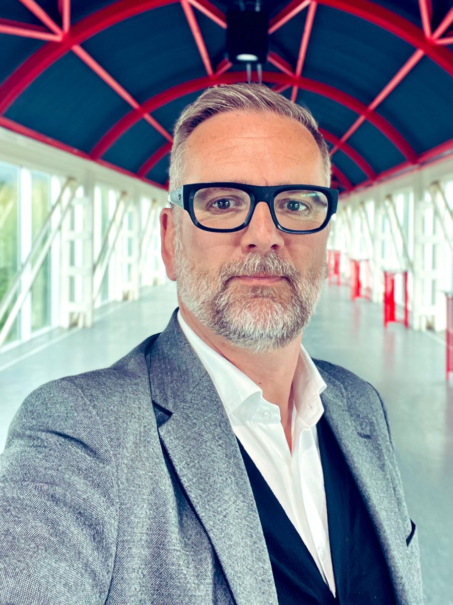 As a gay teen in the 80s, I learnt to hide to survive. Today, I stand tall as a gay man, married to the husband  I love, representing my country abroad.
On #IDAHOBIT, I thank those who fought before me and stand with all still fighting discrimination. 
Until we are all equal. 🏳️‍🌈