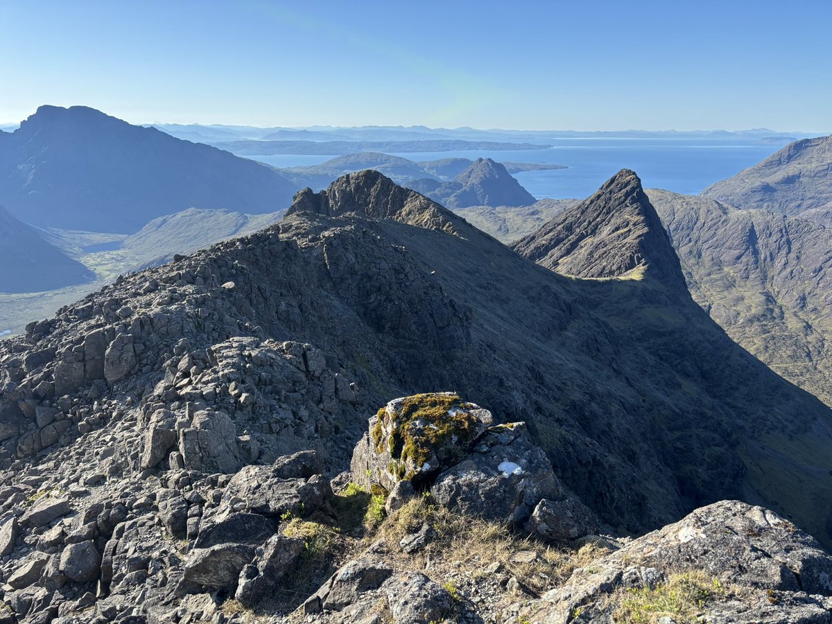 ScotlandsMountains tweet media