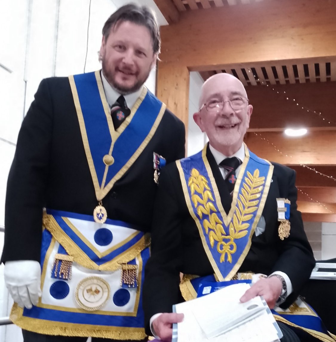 lincsmasonic's tweet image. Rare sighting puts two organists in the frame
A brace of Provincial organists: Jon Fletcher, left, fills the role for the Royal Arch; David Shepherd does the same for the Craft
lincolnshirefreemasons.org/rate-sighting-…