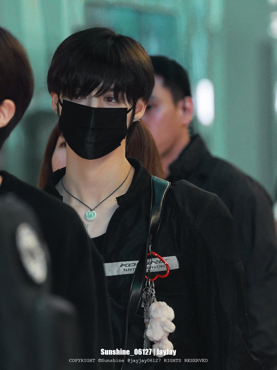 ︎︎ً tweet media