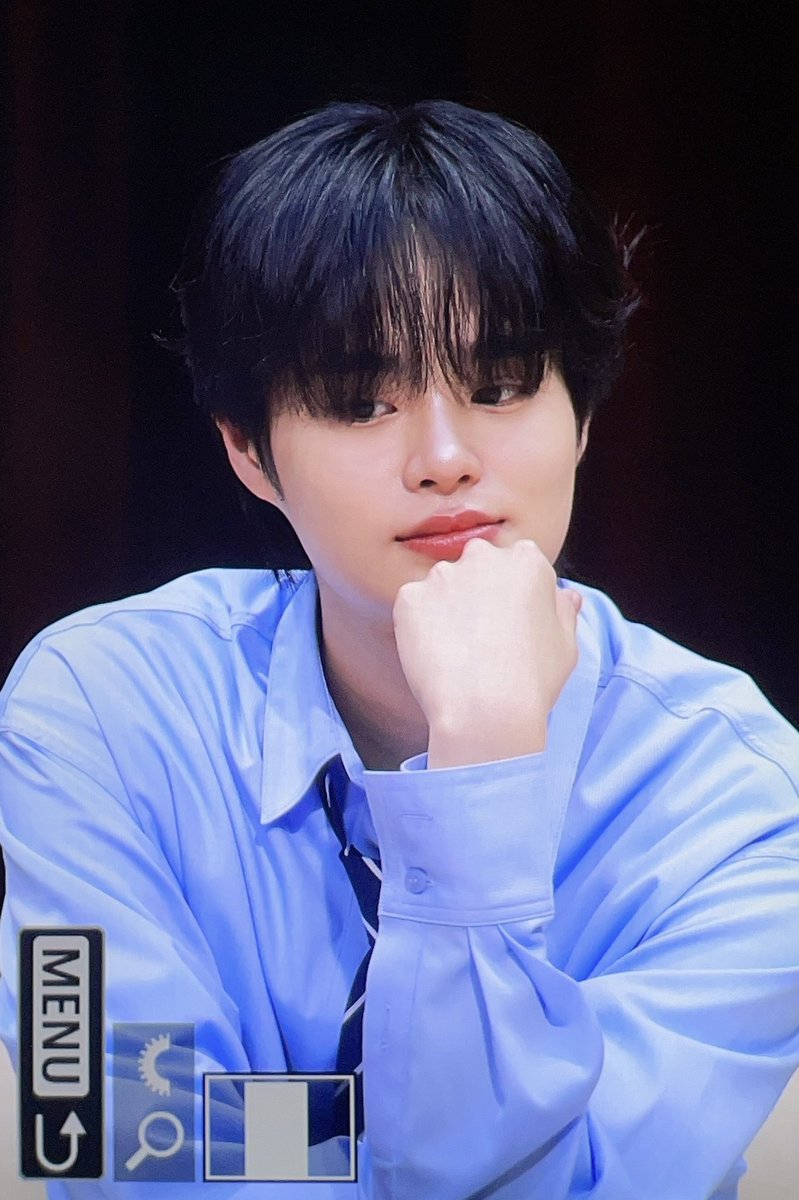 250517 #AB6IX #이대휘 #대휘 #투데휘 
6주년 축하해❤️