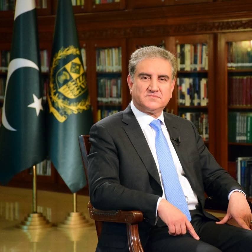 عمران خان سے وفا نبھا گیا ہے