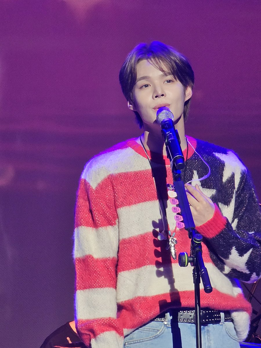 하이터치를 가장한 악수 ㅋㅋ를 함
(사진없음주의)
#임세준 #Summer