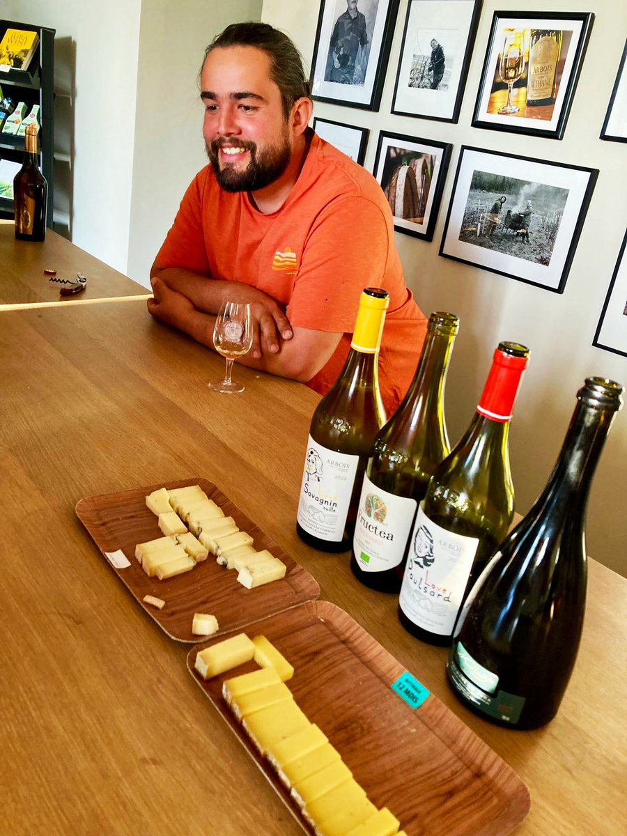 ATerlynck's tweet image. 🧀🍷 Les fruitières vinicoles, les fruitières à Comté du #Jura : des exemples de résilience et d&apos;agilité collective pour répondre aux défis économiques, humains et climatiques. 
🌲 Territoire, coopération, excellence, exigence, dynamique, avenir.
Merci pour l&apos;accueil
#DevAgriLCA