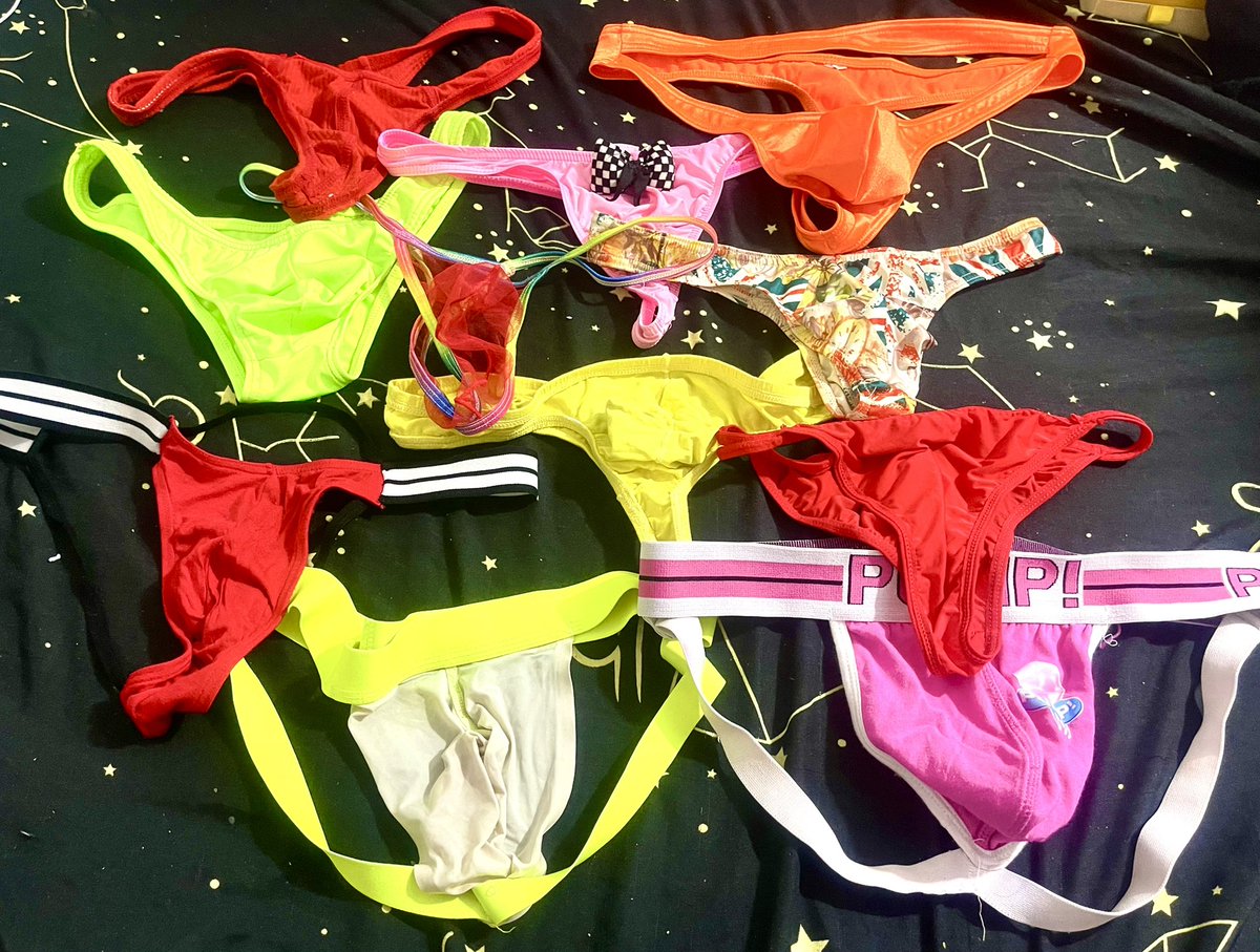 1 vài sịp yêu thích đủ màu trong tủ quần sịp của Bin😆, lâu lâu ngồi xếp lại cũng trên dưới 30 cái. Ko biết có nên thanh lý lại cho bạn nào có nhu cầu ko nhỉ🙄🤭, tồn kho cũng hơi nhiều🤭
#highfun #sexgay #chillguy #bigass #vietnamese #bigbutt #tphcm #govap