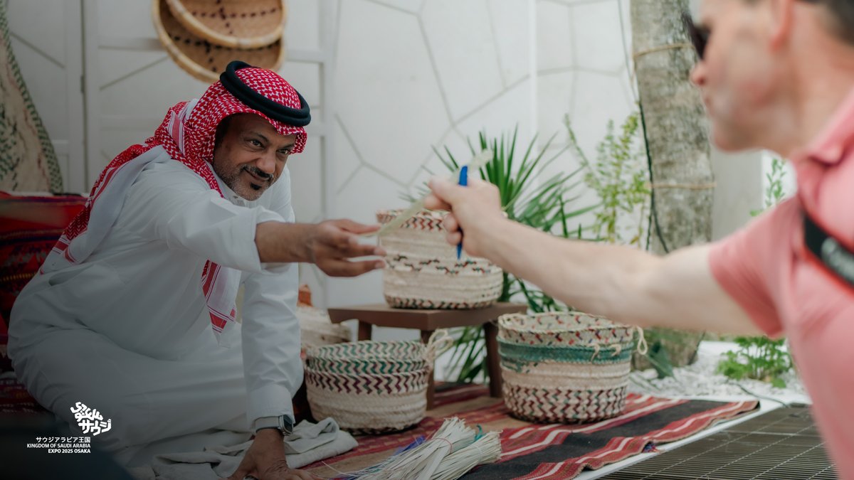 アル・クースは、丁寧に手で編まれ、代々受け継がれてきた