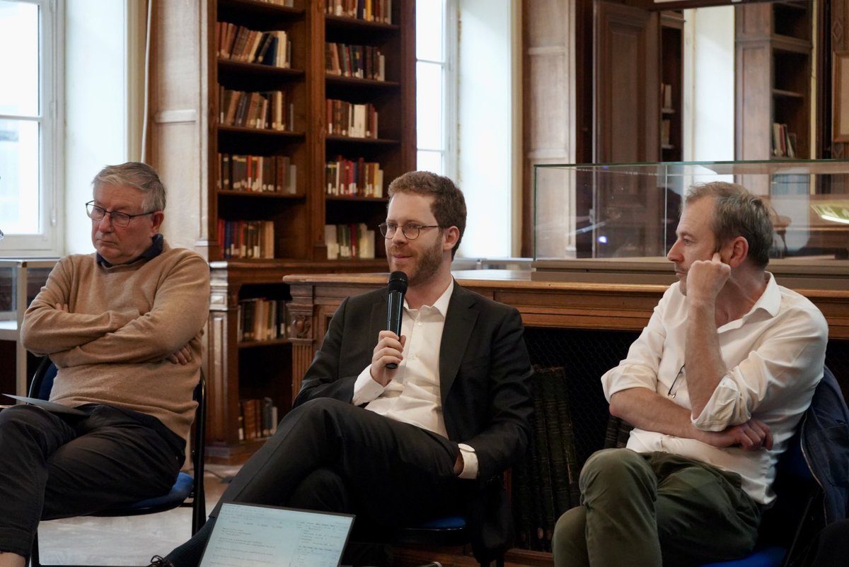 Le « populisme » est une réaction face aux défaillances réelles de notre démocratie.

Pour riposter à celui-là, il faut donc répondre à celles-ci.

C’était un plaisir d’en discuter, à l’Ecole normale supérieure, avec élèves et chercheurs, lors du séminaire d’actualité critique.