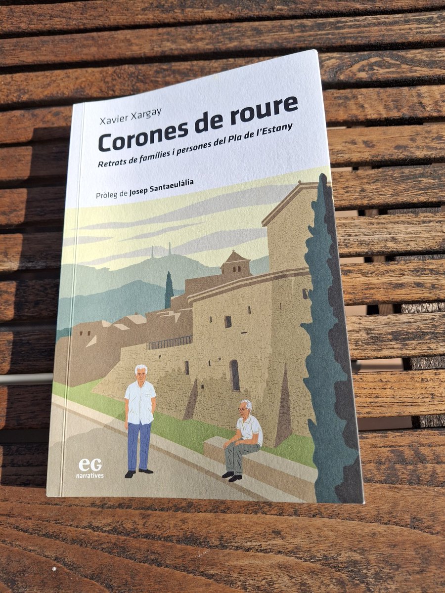 muntadalluis's tweet photo. He acabat la lectura de "Corones de roure", de Xavier Xargay, llibre publicat per @GrupGavarres
M'agrada dir-ho així: és un volum-Xargay: recórrer el substrat de la història a través d'un estil literari tan ric com cristal.lí i substantiu. Saviesa i sensibilitat. https://t.co/vt8f1UfGIg