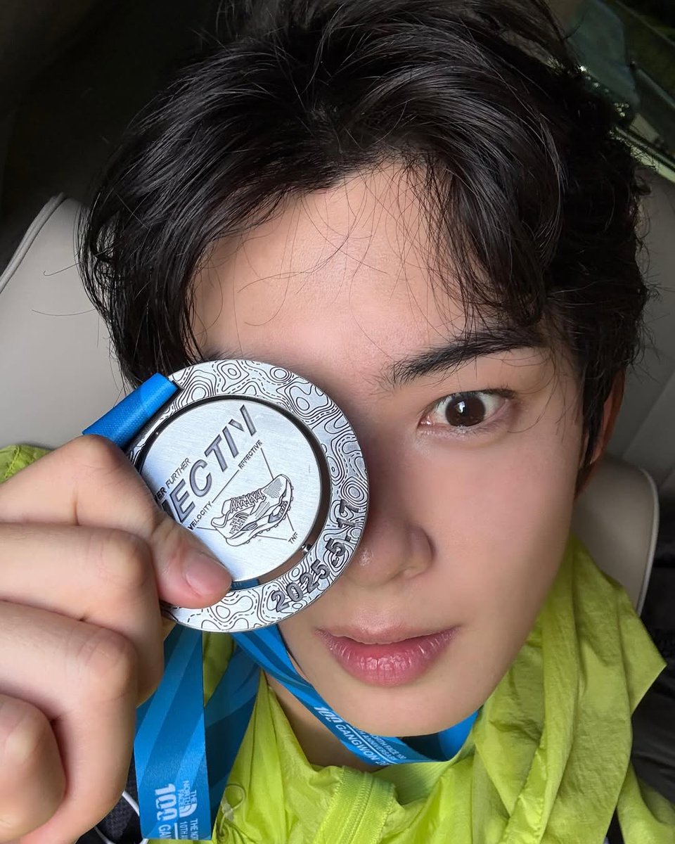 11k완주메달셀카