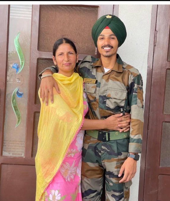 All gave some, some gave all. 

My heart goes out to the family and mother. Shri Akashdeep Singh Chahal from Faridkot laid his life for the country recently in Jammu and Kashmir. At such a young age brother 🙏🙏