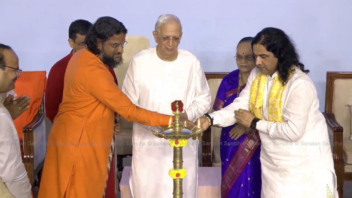 ✨ The Sanatan Rashtra Shankhnad Mahotsav begins in a vibrant and spiritually charged atmosphere!

🪔 The auspicious lamp was lit by Sacchidananda Parabrahman Dr. Jayant Athavale, in the divine presence of esteemed Saints and dignitaries seated on the Vyas Peeth.

"Tamaso mā