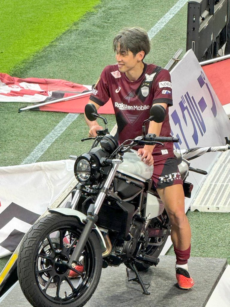 はづきーな🐮 on X