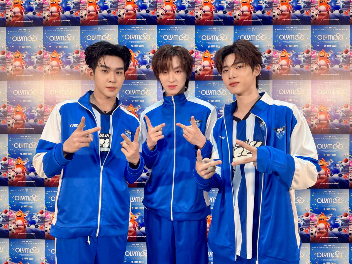DomundiTV's tweet photo. “โทมัส” “ก้อง” “อู่อู๋” “เซฟ” “ป๋อ” และ “ตี๋ตี๋” พร้อมแล้วกับงาน PEPSI Presents “OLYMPOP” ✨️

@tthomastc @kongjiro_ 
@Auautnp @savewrg @chira_patt 
@porsuppakarn @twnpich

#OLYMPOPDAY https://t.co/6v9hy5Eg9I