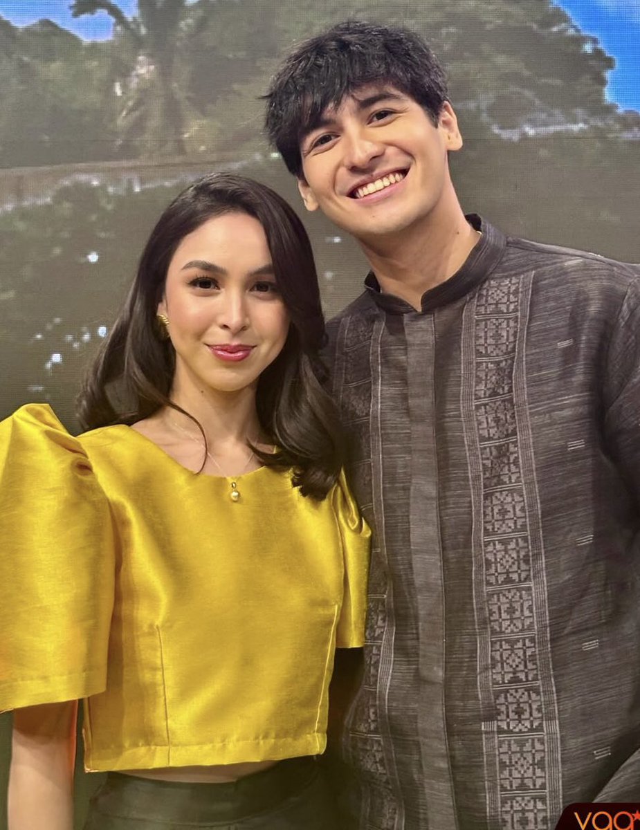 Ms. Caca's alagas Andres with Julia Barretto.

©tto 

#AndresMuhlach