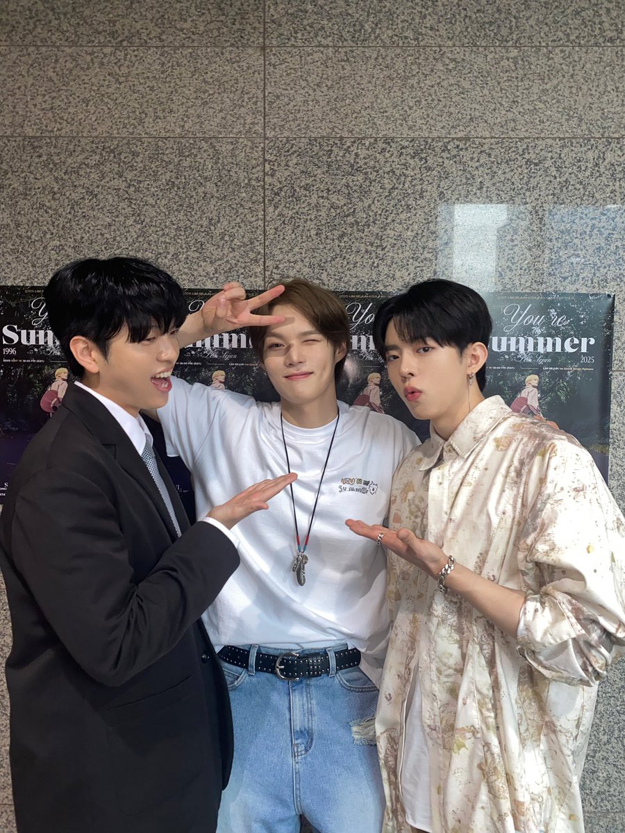 그날의 임세준 x 수빈 x 유재필 🎤

#LIMSEJUN 1st Debut Single ‘You’re My Summer’ Is Out Now!
Available On Every Streaming Platform
🎧lnk.to/LIMSEJUN_Summer

#LIMSEJUN 
#SUBIN #YOUJAETHIL