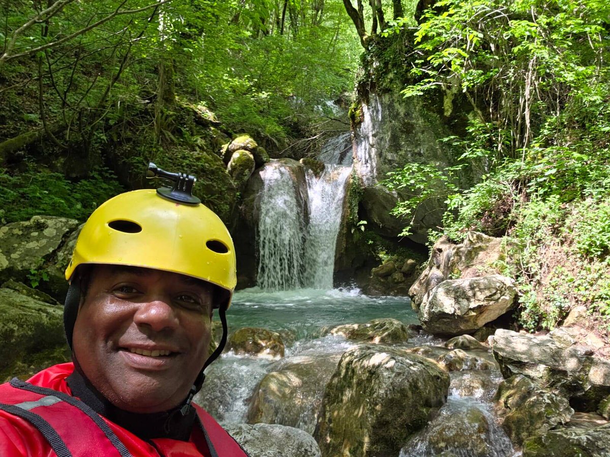 Nacionalna turistička organizacija Crne Gore u saradnji sa turističkom privredom organizovala je studijsku posjetu novinara britanskog magazina posvećenog luksuznim putovanjima Beau Monde Traveller.
.
.
.
montenegro.travel/me/business/vi…