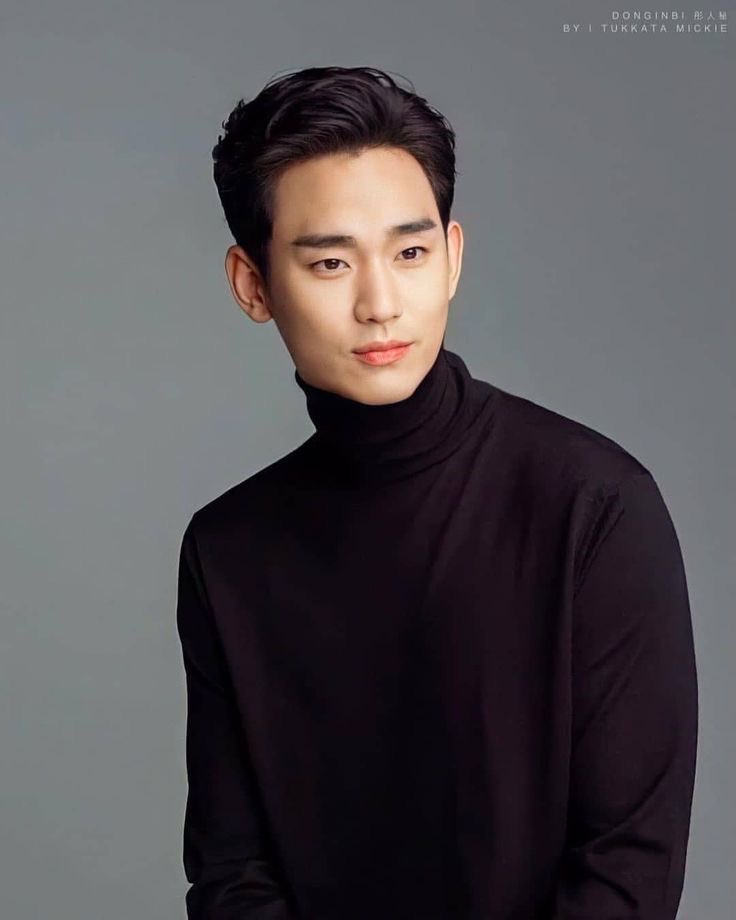 Some people think Soohyun's been Protected!! No he's not, he lost a vast majority of his old Fanbase, Lost a lot of Endorsements, Colleagues  unfollowed him. We don't even know his State of Mind we are here just to REMIND him that he's still Loved 😍❤️😎
#KimSoohyun