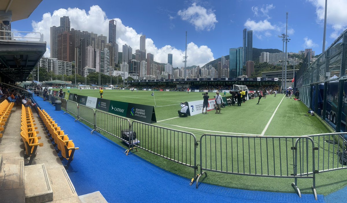 GazOwen_'s tweet image. We’ve only gone and made the final!! 🫶🏼
To come out to Hong Kong, in this kind of heat, in all my years in the game I have never seen a team give so much, for each other. 🔴⚪️🏴⚽️🇭🇰