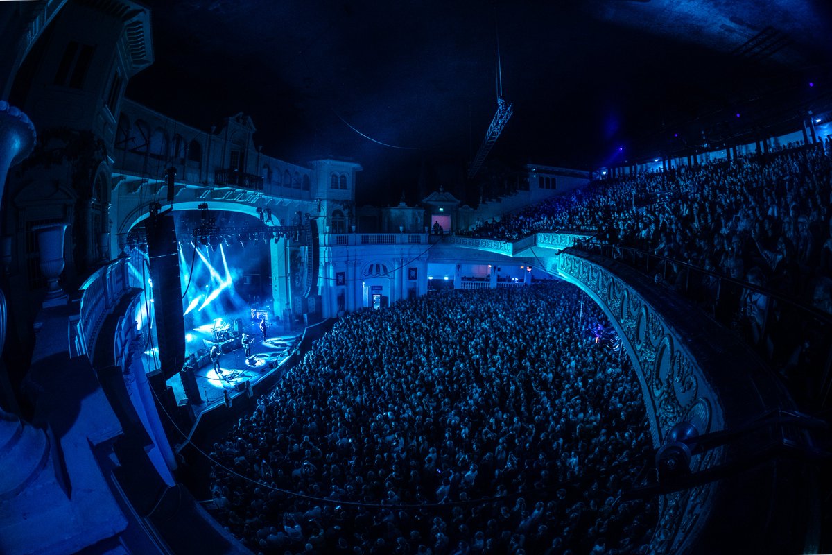 PIXIES (@pixies) on Twitter photo Wow Brixton, what a great audience!
Lets do it all again tonight...
π <a href="/O2AcademyBrix/">O2 Academy Brixton</a>, London
π Times
Doors open: 6:30pm
@BigSpecial_: 8pm
PIXIES: 9pm
πΈ Liam Maxwell Wow Brixton, what a great audience!
Lets do it all again tonight...
π <a href="/O2AcademyBrix/">O2 Academy Brixton</a>, London
π Times
Doors open: 6:30pm
@BigSpecial_: 8pm
PIXIES: 9pm
πΈ Liam Maxwell