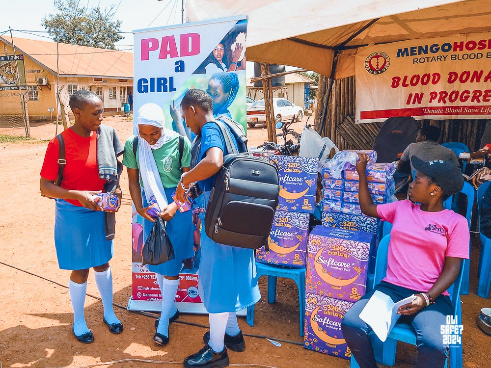 BeraCare Medicals (@beracare) on Twitter photo #OliSafe?
#Beracare
Dear hubands or brothers, as in males..
Have you thought of packing enough pads to the school going girls.?
CC; <a href="/olisafecharity/">OLI SAFE.?</a> | <a href="/FoundationMug/">MUG FOUNDATION</a> #OliSafe?
#Beracare
Dear hubands or brothers, as in males..
Have you thought of packing enough pads to the school going girls.?
CC; <a href="/olisafecharity/">OLI SAFE.?</a> | <a href="/FoundationMug/">MUG FOUNDATION</a>