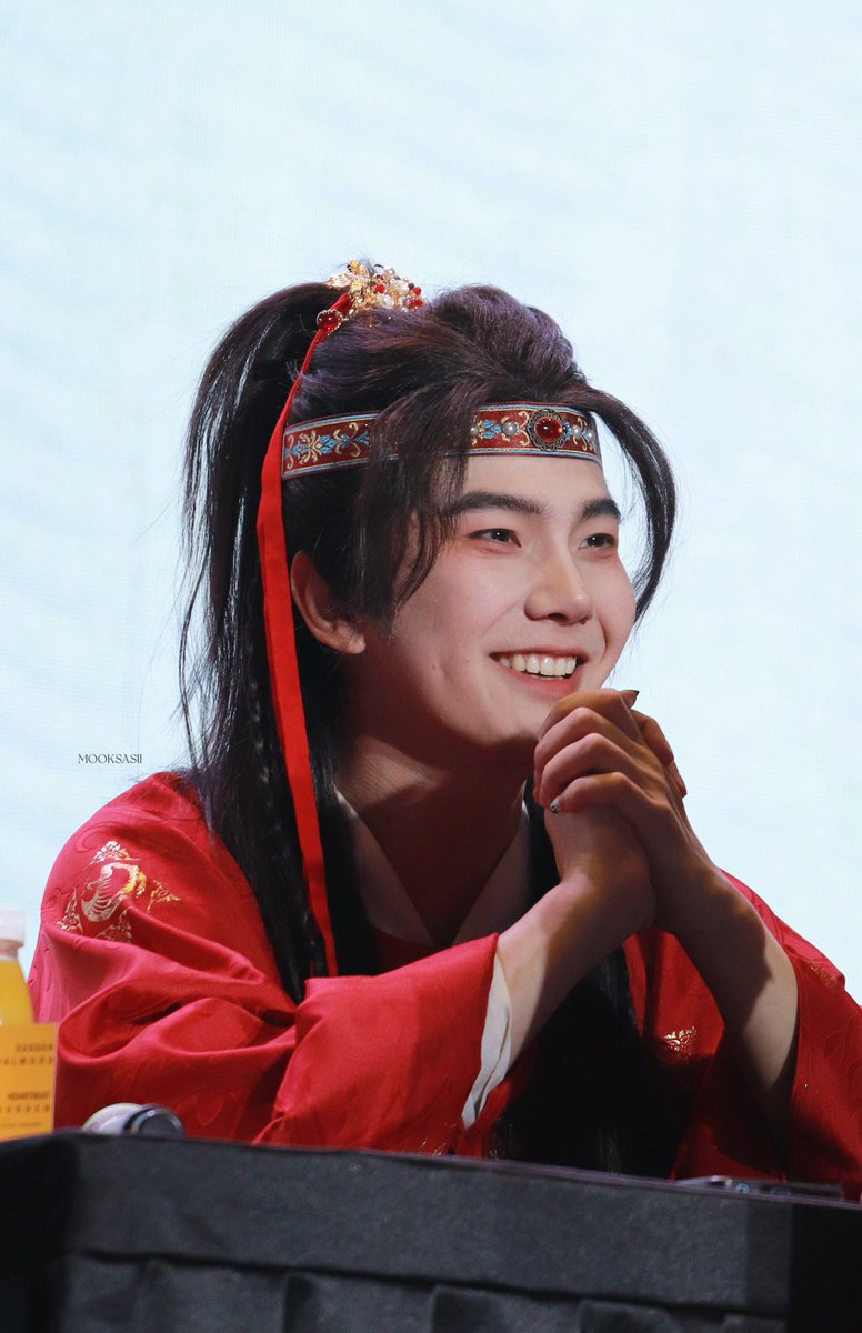 ดูสายตานี้สิ สายตาที่มองคนที่เขารัก น่ารักและอบอุ่นขนาดไหน💙✨

CARD CIAGA X BUILD 

#BUILDINASIANSTYLE
<a href="/JakeB4rever/">BIU.</a> #BuildJakapan 
#Beyourluve